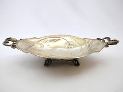 Silverplated Centerpiece Tulip Decoration  Art Nouveau circa 1900 by Victor Saglier & Frères, Silversmiths Paris. Hallmarked.