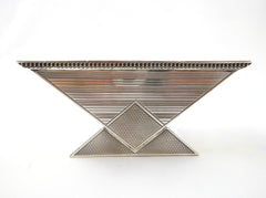 Art Deco Sterling Silver Jewellery Box. Splendid Geometric Jazz Age design. Silver-Gilt Interior. Hassett & Harper Ltd, Silversmiths, Birmingham 1932.