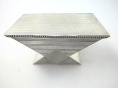 Art Deco Sterling Silver Jewellery Box. Splendid Geometric Jazz Age design. Silver-Gilt Interior. Hassett & Harper Ltd, Silversmiths, Birmingham 1932.